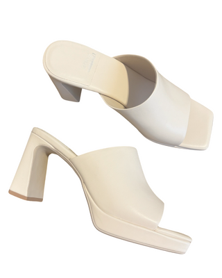 Caviar Mule Sandal- Bone