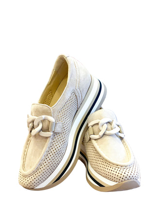 Cassie Slip-on Sneaker- Creme