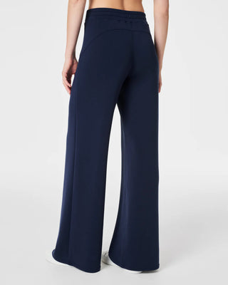AirEssentials Wide Leg Pant- Timeless Navy