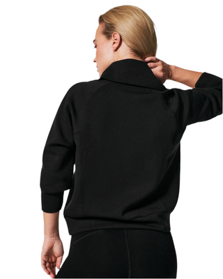 AirEssentials Half Zip- Very Black
