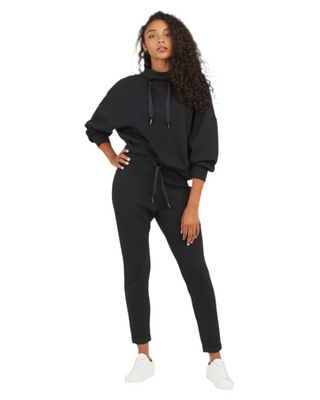 AirEssentials Tapered Pant- Very Black