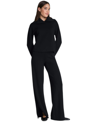 AirEssentials Zero Waistband Wide Leg Pant- Very Black