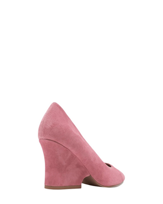 Nubia Pump- Pink Suede