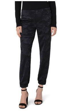 Crop Utility Pant w/Zip Hem- Black Camo